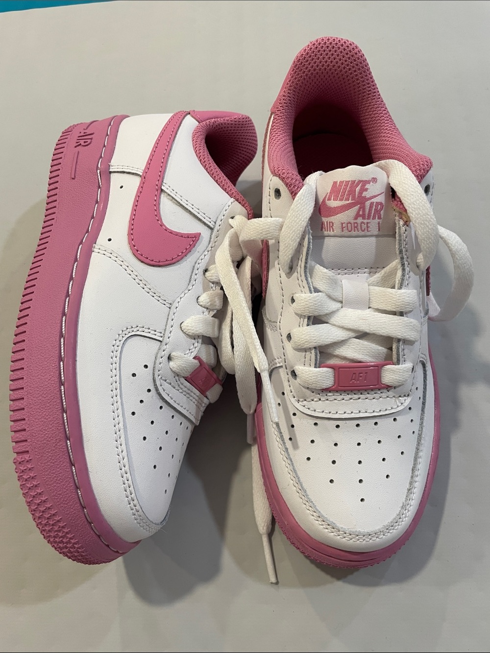NWOT Nike Kids Air Force 1 Low - White and Pink